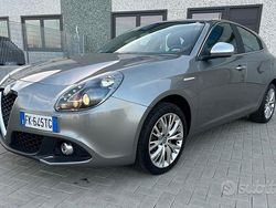 Grigio Usata 2017 Alfa Romeo Giulietta Super Tre volumi | 10.490 € (Buon prezzo)