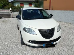 Usata 2013 Lancia Ypsilon S Due volumi | 7200 € (Buon prezzo)