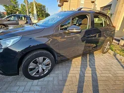 Blu/azzurro Usata 2018 Peugeot 2008 Active SUV | 9500 € (Ottimo prezzo)