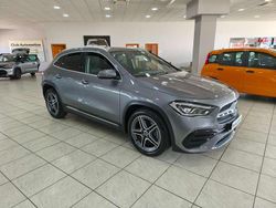 Mountaingrau Usata 2021 Mercedes GLA200 Premium SUV | 35.890 € (Buon prezzo)
