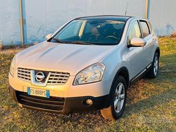 Grigio Usata 2009 Nissan Qashqai SUV | 3450 €