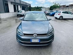 Grigio Usata 2019 VW Golf VII Executive Tre volumi | 11.999 € (Super prezzo)