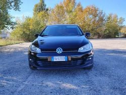 Usata 2014 VW Golf VII Sound Tre volumi | 9450 € (Buon prezzo)