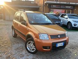 Arancione Usata 2009 Fiat Panda Dynamic Tre volumi | 3500 € (Buon prezzo)