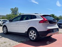 Bianco Usata 2015 Volvo V40 CC Station wagon | 5500 € (Buon prezzo)