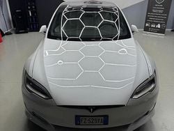 Bianco Usata 2020 Tesla Model S Due volumi | 34.000 € (Ottimo prezzo)
