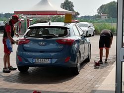 Blu Usata 2013 Hyundai i30 Tre volumi | 8000 € (Molto cara)