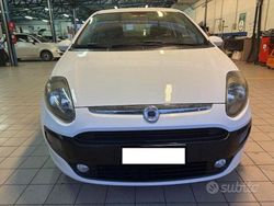Bianco Usata 2011 Fiat Punto Evo Dynamic Due volumi | 3600 € (Buon prezzo)