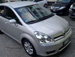 Grigio Usata 2007 Toyota Corolla Verso Luna Monovolume | 4500 € (Super prezzo)