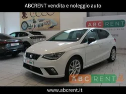 Bianco ghiacciaio Usata 2024 Seat Ibiza FR Tre volumi | 16.500 € (Buon prezzo)