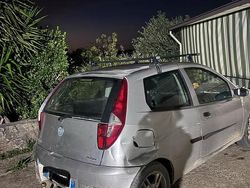 Grigio Usata 2005 Fiat Punto Due volumi | 500 € (Super prezzo)