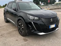 Nero Usata 2021 Peugeot 2008 Allure SUV | 18.000 € (Cara)