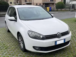 Bianco Usata 2010 VW Golf VI Comfortline Tre volumi | 4200 € (Ottimo prezzo)