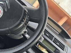 Usata 2006 Citroën C4 Tre volumi | 700 € (Ottimo prezzo)