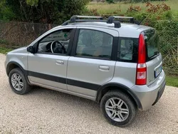Usata 2006 Fiat Panda 4x4 Climbing Due volumi | 4500 € (Buon prezzo)