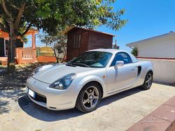 Usata 2002 Toyota MR2 Cabrio | 12.000 €