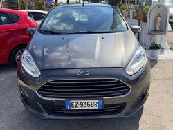 Usata 2015 Ford Fiesta Tre volumi | 4990 € (Ottimo prezzo)