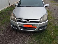 Grigio Usata 2004 Opel Astra Due volumi | 1000 € (Buon prezzo)