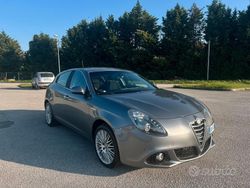 Grigio Usata 2014 Alfa Romeo Giulietta Due volumi | 5000 € (Ottimo prezzo)
