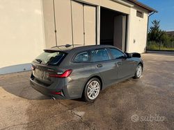 Grigio Usata 2022 BMW 330e Station wagon | 13.900 € (Super prezzo)