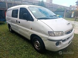Usata 2002 Hyundai H-1 Furgone | 3700 €