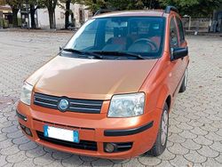 Arancione Usata 2007 Fiat Panda Dynamic Tre volumi | 3700 € (Buon prezzo)