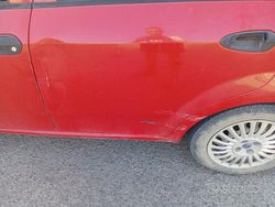 Rosso Usata 2007 Fiat Grande Punto Due volumi | 1600 € (Super prezzo)