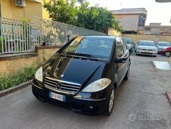 Nero Usata 2007 Mercedes A180 Avantgarde Tre volumi | 1799 € (Ottimo prezzo)