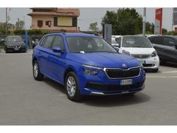 Blu pastello Usata 2023 Skoda Kamiq Ambition SUV | 16.900 € (Ottimo prezzo)