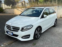 Bianco Usata 2015 Mercedes B180 Monovolume | 8700 € (Buon prezzo)