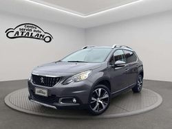 Grigio Usata 2017 Peugeot 2008 Allure SUV | 9999 € (Buon prezzo)