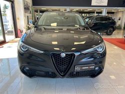 Nero(met.) Usata 2018 Alfa Romeo Stelvio Executive SUV | 15.900 € (Ottimo prezzo)
