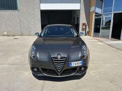 Other Usata 2015 Alfa Romeo Giulietta Exclusive Tre volumi | 10.900 € (Cara)