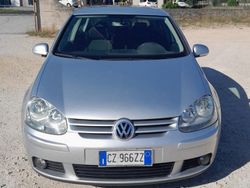 Grigio Usata 2006 VW Golf V Tre volumi | 3500 € (Cara)