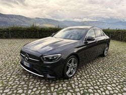 Usata 2022 Mercedes E300 Premium Plus Tre volumi | 35.000 € (Super prezzo)