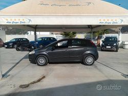 Grigio Usata 2008 Fiat Grande Punto Due volumi | 1999 € (Buon prezzo)
