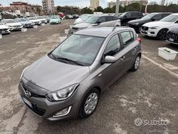 Grigio Usata 2013 Hyundai i20 Edition Tre volumi | 5000 € (Cara)
