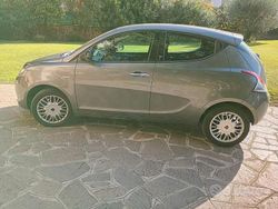 Grigio Usata 2016 Lancia Ypsilon Gold Due volumi | 6900 € (Ottimo prezzo)