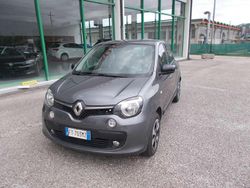 Grigio Usata 2018 Renault Twingo Due volumi | 8200 € (Buon prezzo)