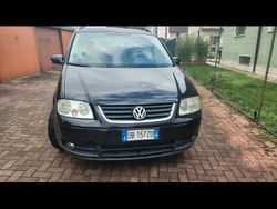 Nero Usata 2006 VW Touran Monovolume | 1000 € (Ottimo prezzo)