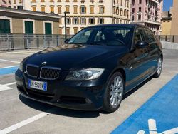 Nero Usata 2008 BMW 325 Tre volumi | 8700 € (Buon prezzo)