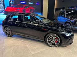 Nero metallizzato Usata 2024 VW Golf VIII GTI Tre volumi | 33.990 € (Ottimo prezzo)