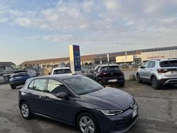 Grigio Usata 2025 VW Golf VIII Life Tre volumi | 25.900 € (Ottimo prezzo)