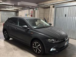 Grigio Usata 2019 VW Polo Highline Tre volumi | 15.500 € (Buon prezzo)