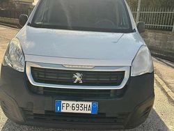 Bianco Usata 2018 Peugeot Partner Monovolume | 9900 €