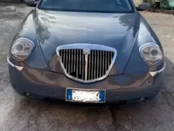 Usata 2003 Lancia Thesis Tre volumi | 1950 € (Buon prezzo)