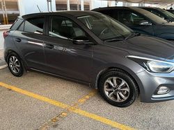 Grigio Usata 2020 Hyundai i20 Due volumi | 11.700 €