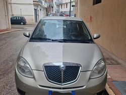 Usata 2006 Lancia Ypsilon Due volumi | 3700 € (Buon prezzo)