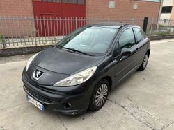 Nero Usata 2009 Peugeot 207 Tre volumi | 3400 € (Buon prezzo)
