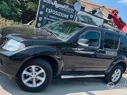 Nero Usata 2011 Nissan Pathfinder SUV | 10.900 € (Buon prezzo)